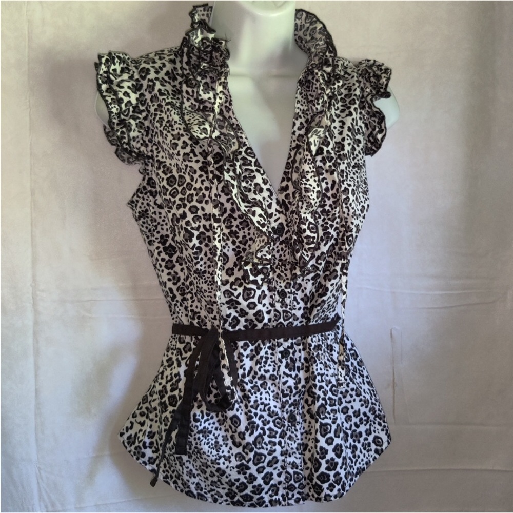 🗺️ Susie Rose 🌹Ruffle Neckline Belted Cinched Stretch Blouse